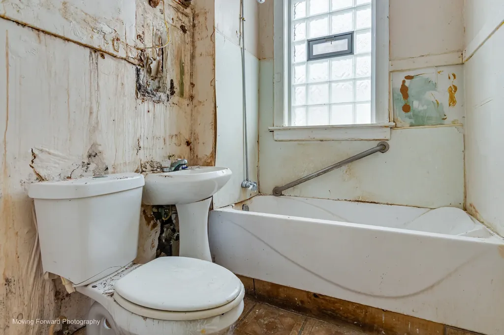 5308 South Bishop Street Chicago IL 60609