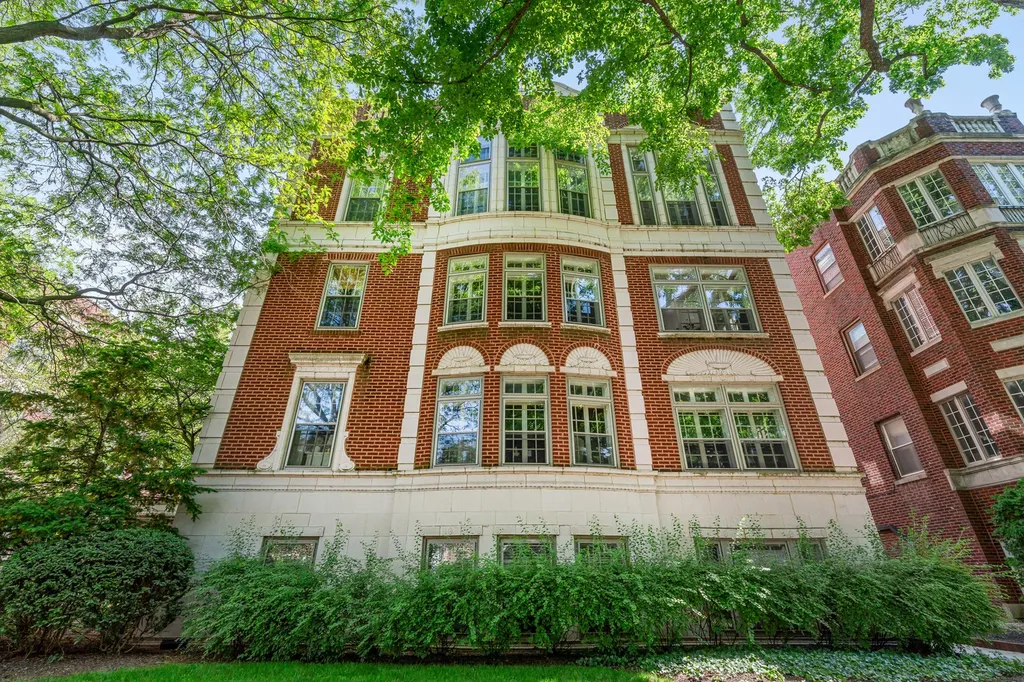 496 Sheridan Road Evanston IL 60202