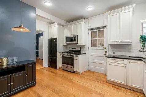 496 Sheridan Road Evanston IL 60202