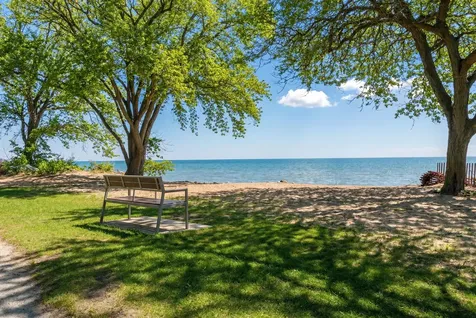 496 Sheridan Road Evanston IL 60202