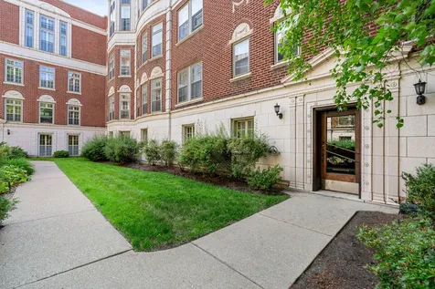 496 Sheridan Road Evanston IL 60202