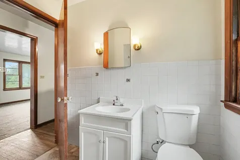 125 South River Road North Aurora IL 60542