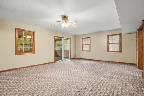 125 South River Road North Aurora IL 60542