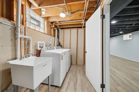 10439 South Drake Avenue Chicago IL 60655