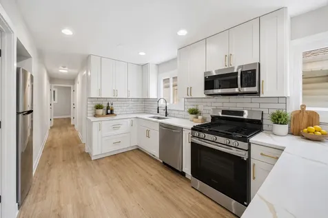 10439 South Drake Avenue Chicago IL 60655