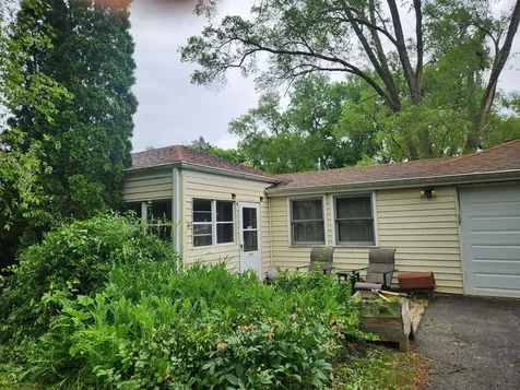 1007 Highmoor Road Lombard IL 60148