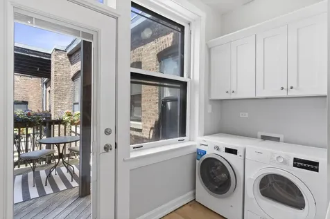 510 West Surf Street Chicago IL 60657