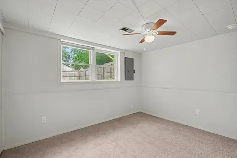 904 Fairoaks Drive Champaign IL 61821