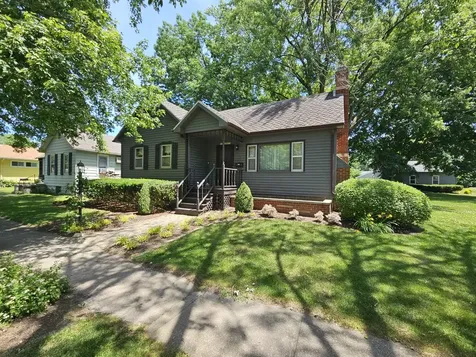 48 North Market Street Momence IL 60954