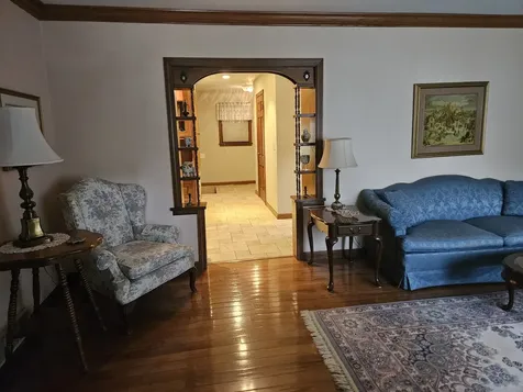 48 North Market Street Momence IL 60954