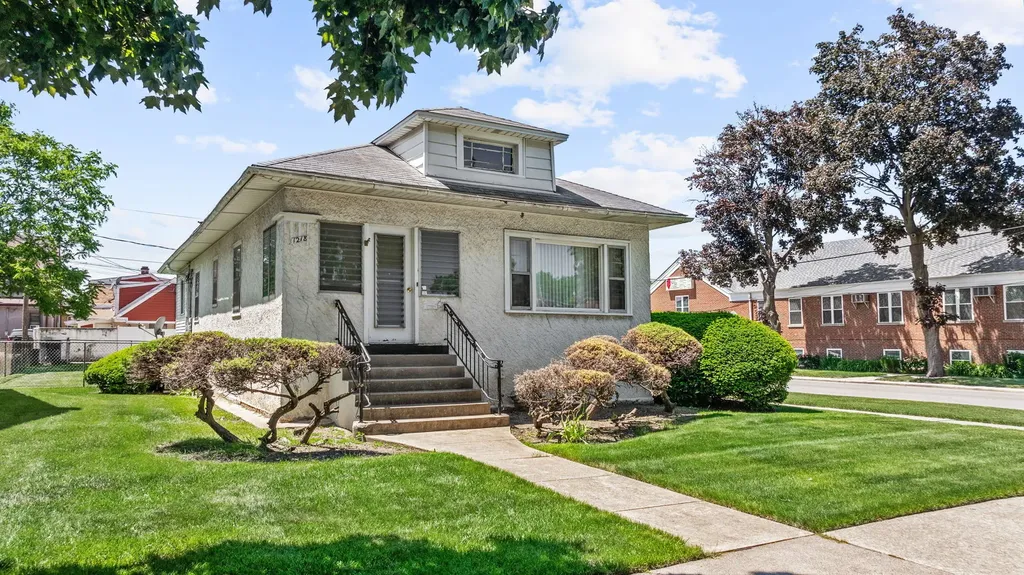 1218 North 18th Avenue Melrose Park IL 60160