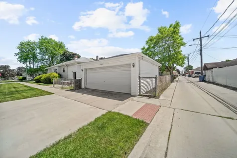 1218 North 18th Avenue Melrose Park IL 60160