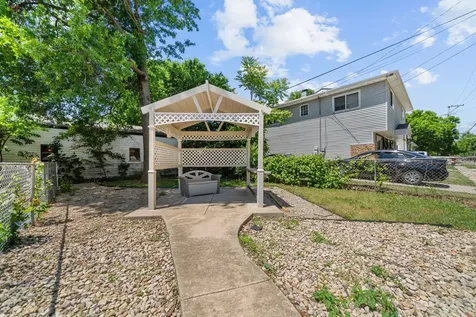 552 River Lane Loves Park IL 61111