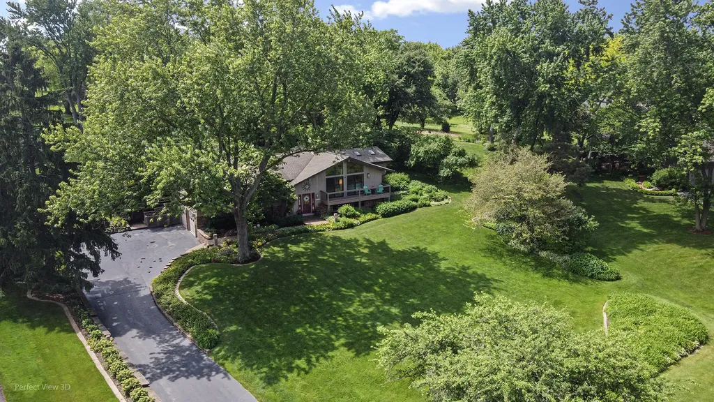 40484 Sunset Drive N Antioch IL 60002