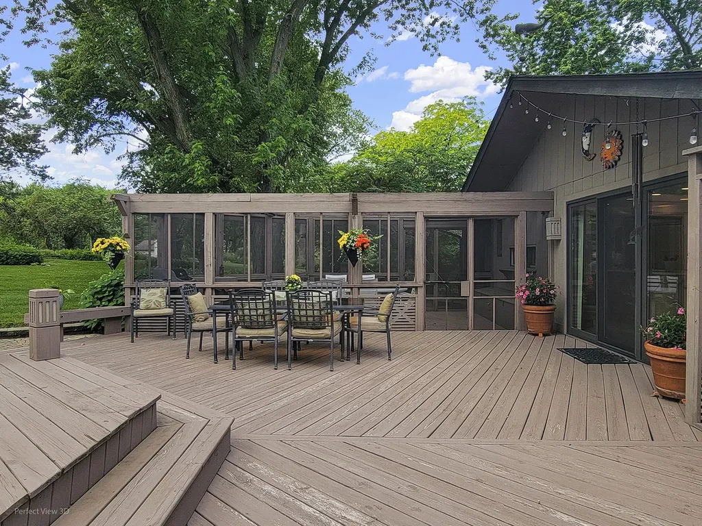 40484 Sunset Drive N Antioch IL 60002