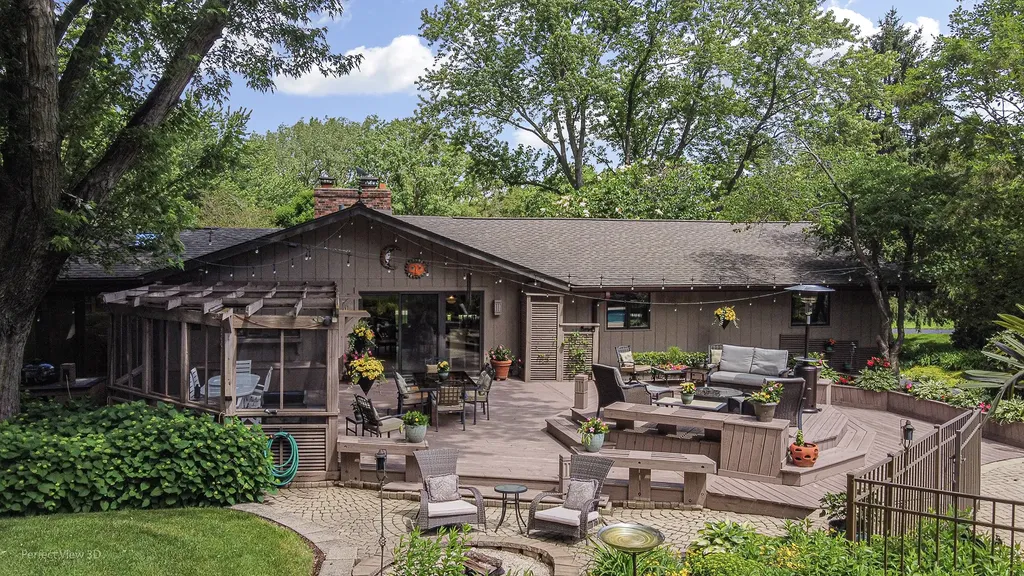 40484 Sunset Drive N Antioch IL 60002