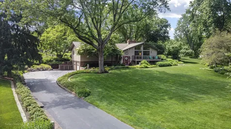 40484 Sunset Drive N Antioch IL 60002