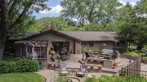 40484 Sunset Drive N Antioch IL 60002