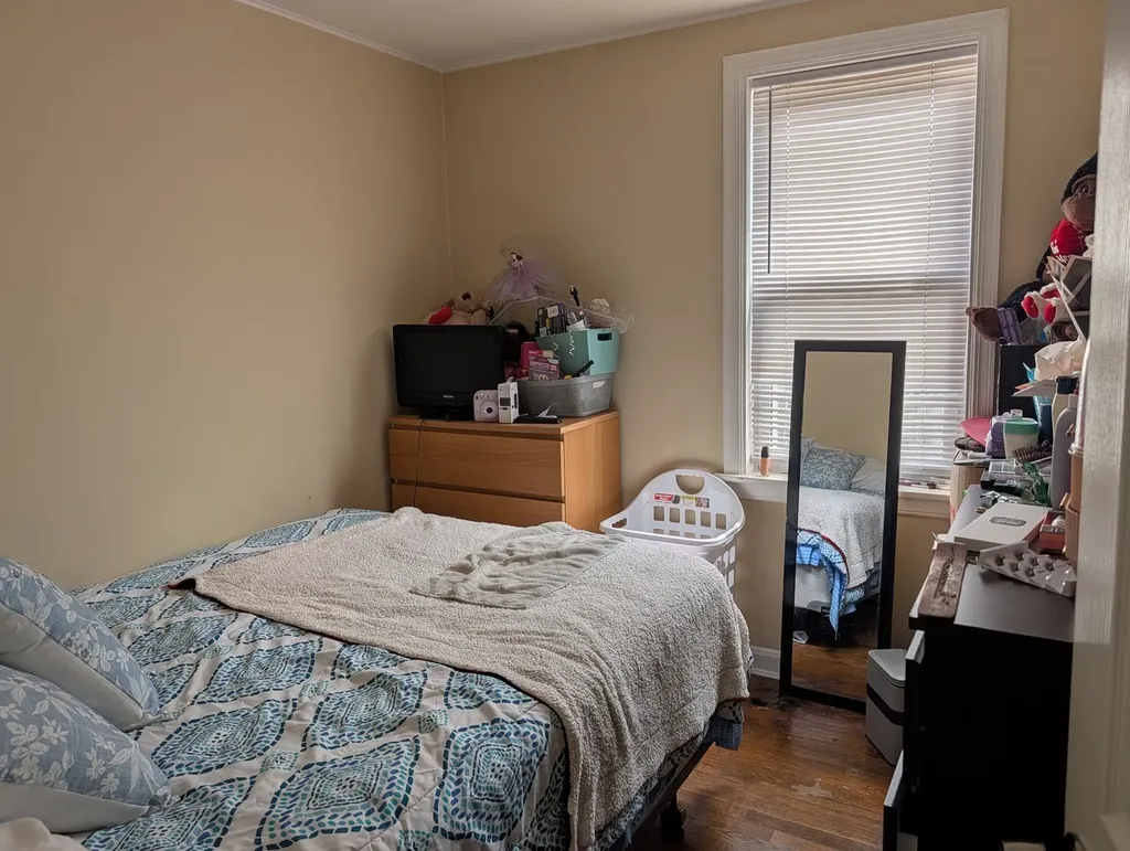 5651 West Grand Avenue Chicago IL 60639