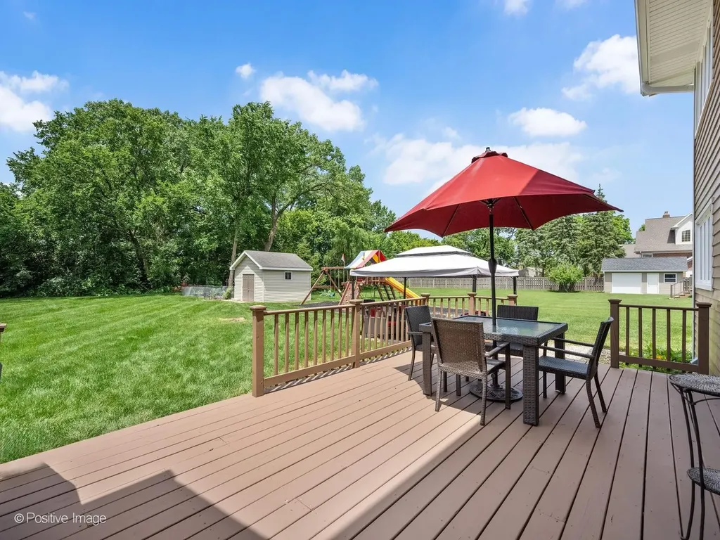1906 Stoddard Avenue Wheaton IL 60187