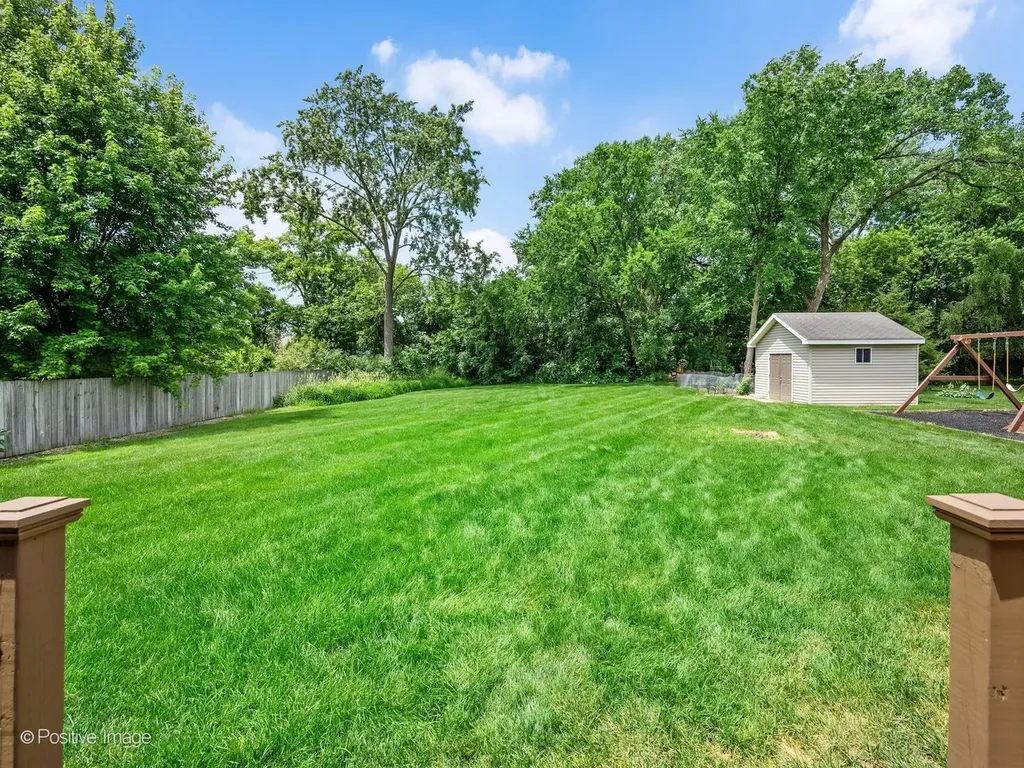 1906 Stoddard Avenue Wheaton IL 60187