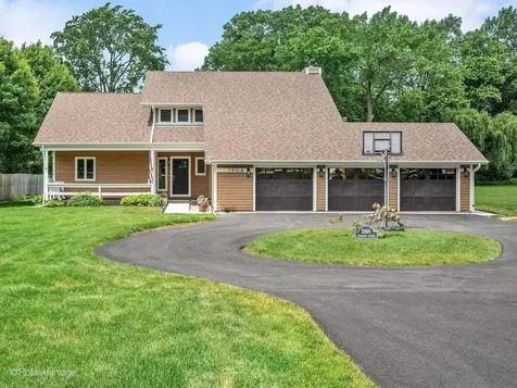 1906 Stoddard Avenue Wheaton IL 60187