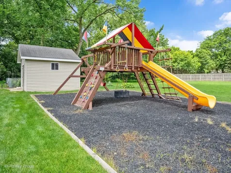 1906 Stoddard Avenue Wheaton IL 60187