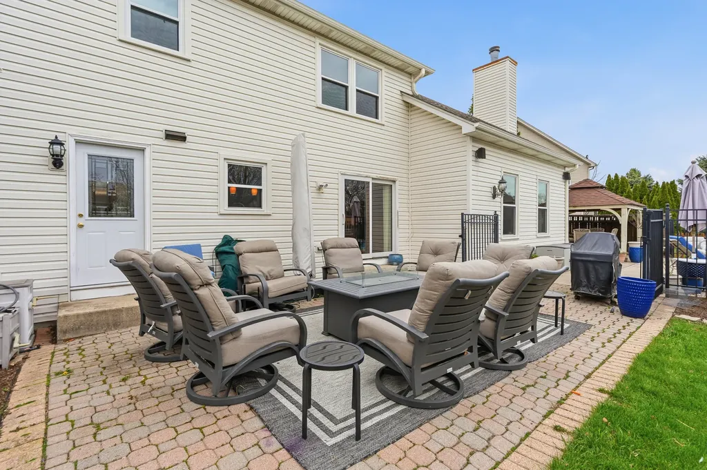 5104 Prestwick Circle Plainfield IL 60586