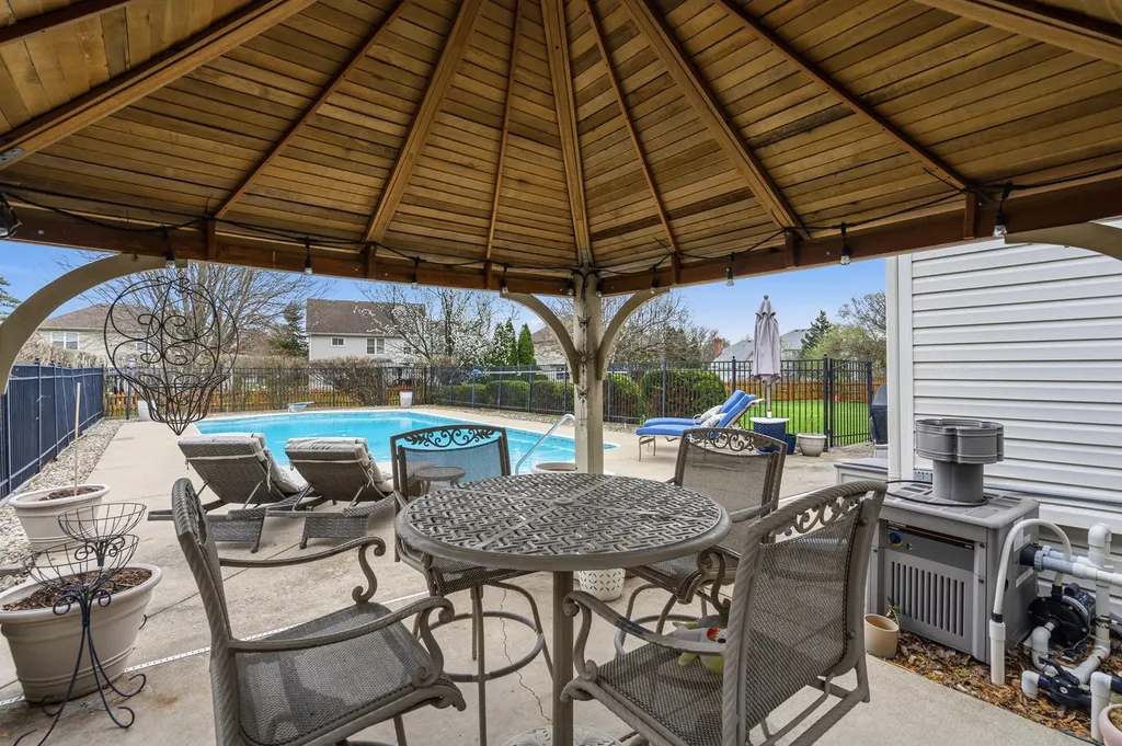 5104 Prestwick Circle Plainfield IL 60586
