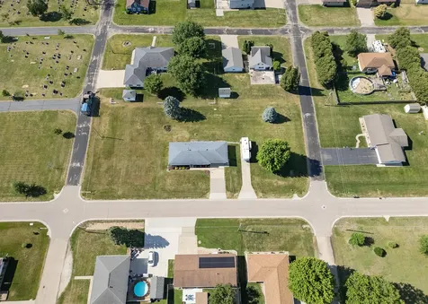 710 1ST Avenue Fulton IL 61252