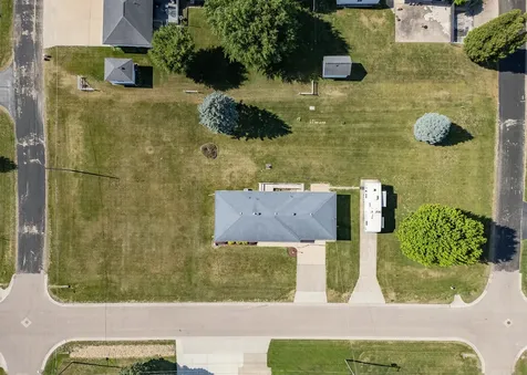 710 1ST Avenue Fulton IL 61252