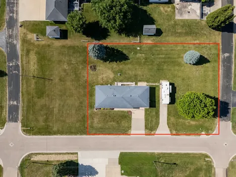 710 1ST Avenue Fulton IL 61252