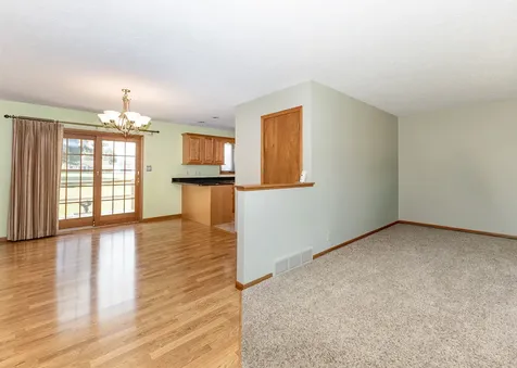 710 1ST Avenue Fulton IL 61252