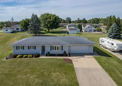 710 1ST Avenue Fulton IL 61252