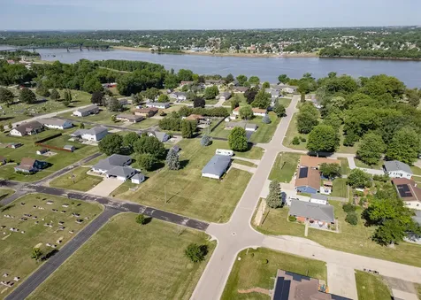 710 1ST Avenue Fulton IL 61252