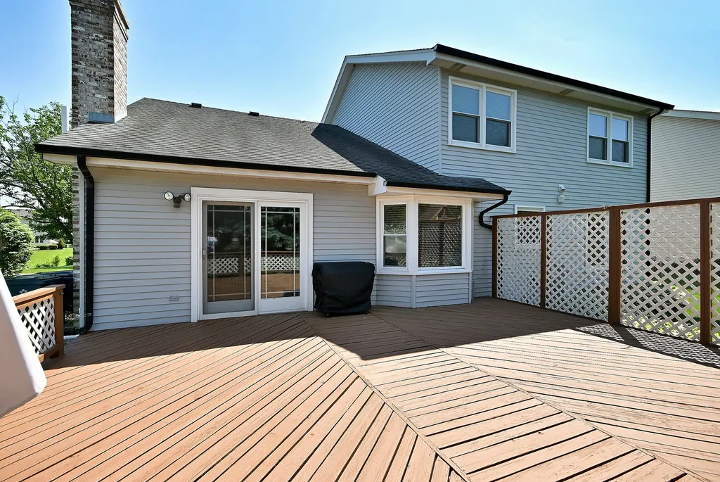 1350 West Barnwall Drive Addison IL 60101