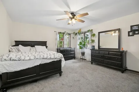 12542 South 75th Avenue Palos Heights IL 60463