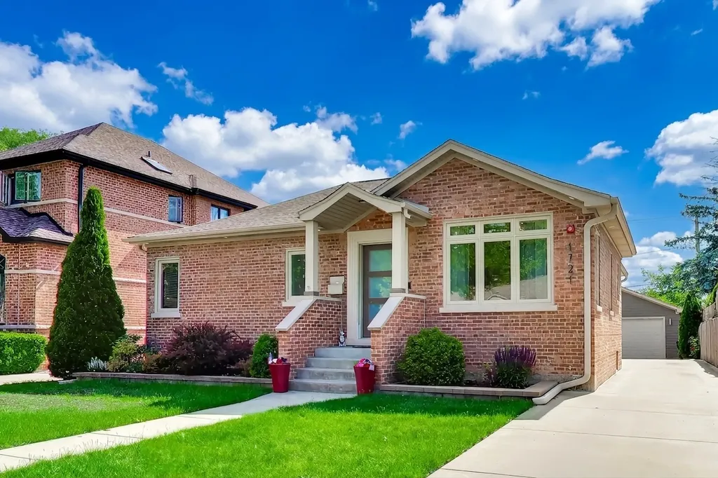1721 South Cumberland Avenue Park Ridge IL 60068
