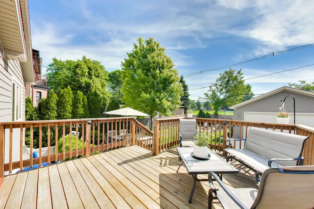 1721 South Cumberland Avenue Park Ridge IL 60068