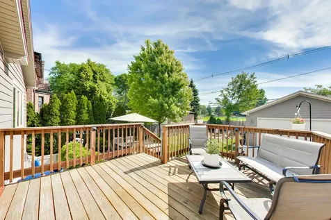 1721 South Cumberland Avenue Park Ridge IL 60068