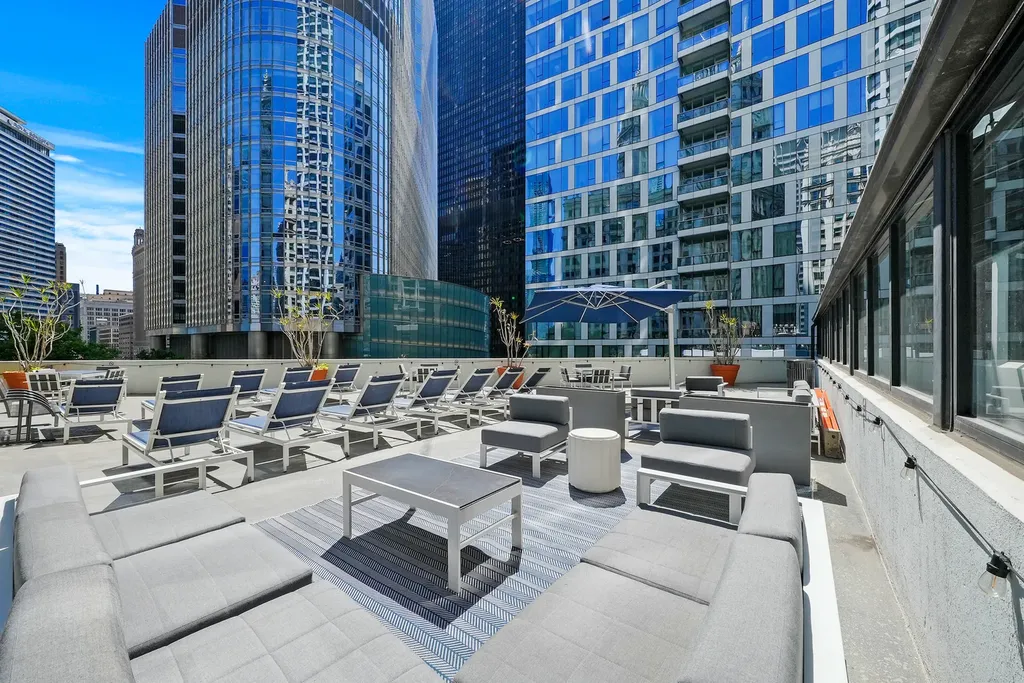 405 North Wabash Avenue Chicago IL 60611