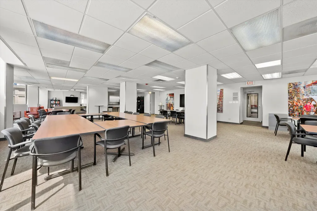 405 North Wabash Avenue Chicago IL 60611