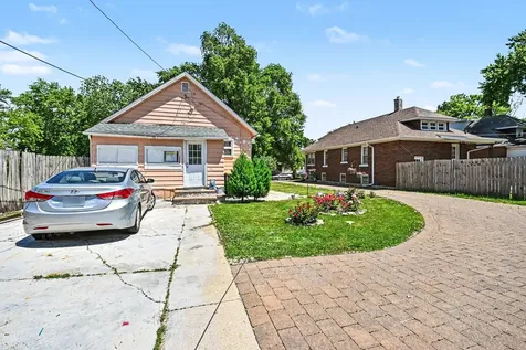919 North Center Street Joliet IL 60435