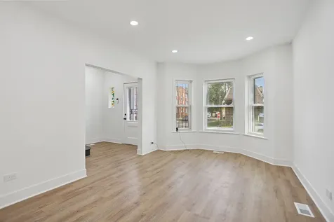 7000 South Eberhart Avenue Chicago IL 60637