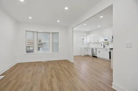 7000 South Eberhart Avenue Chicago IL 60637
