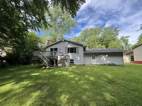 8421 Hickory Nut Grove Road Cary IL 60013