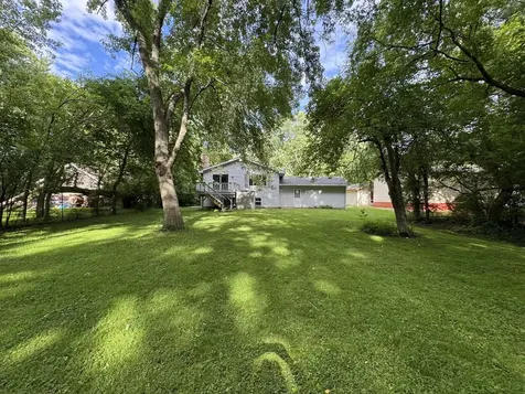 8421 Hickory Nut Grove Road Cary IL 60013