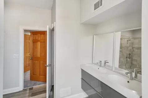 9412 South Homan Avenue Evergreen Park IL 60805