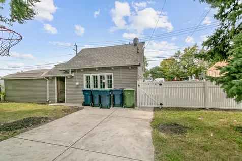9412 South Homan Avenue Evergreen Park IL 60805