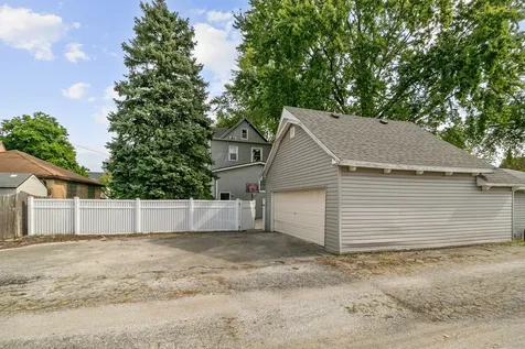 9412 South Homan Avenue Evergreen Park IL 60805